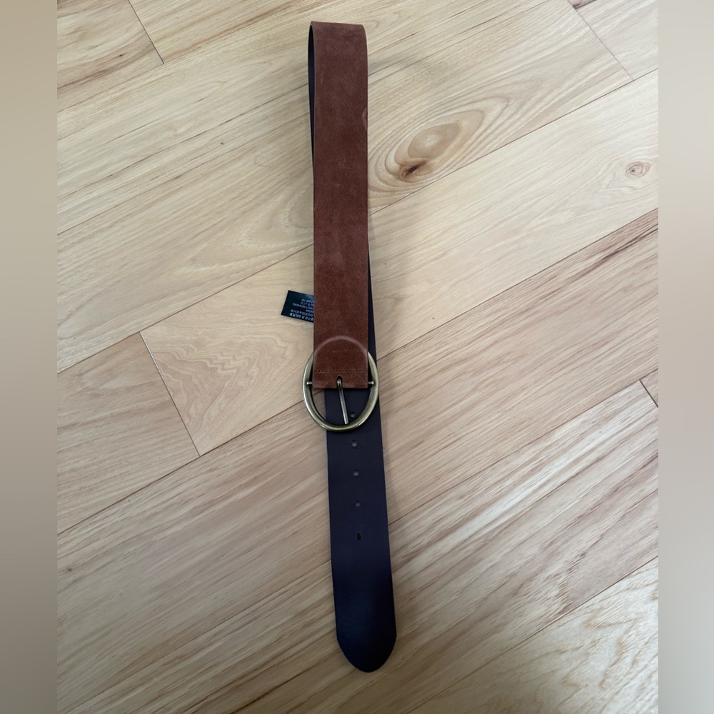 Brown Suede Leather Belt with Gold Buckle - Picture 5 of 7